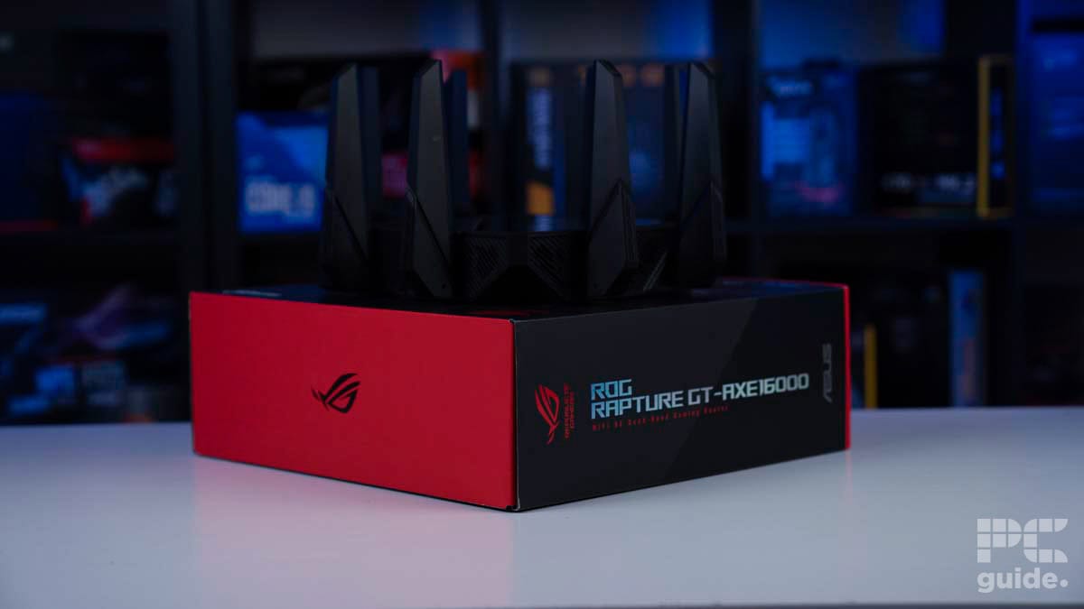 ROG RAPTURE GT-AXE16000 Wifi 6E Router box thickness, Image by PCGuide