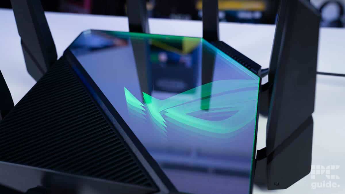 ROG RAPTURE GT-AXE16000 Wifi 6E Router RGB mirror, Image by PCGuide
