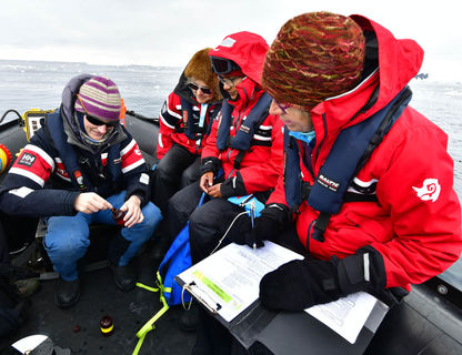 antarctica passenger involved in citizen science pl