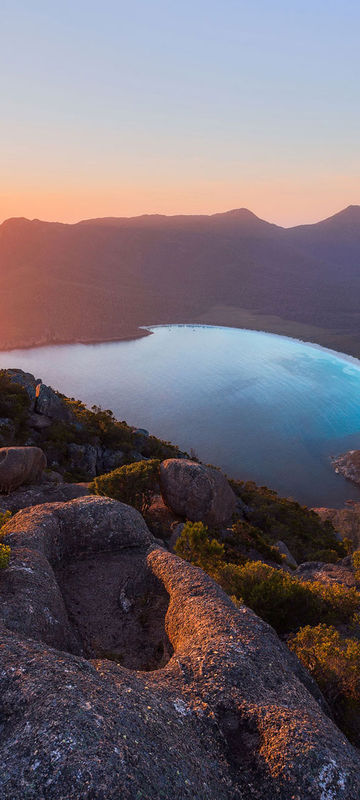 australia tasmania wineglass bay sunset ttas