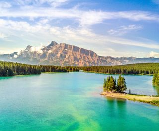 Lake Minnewanka