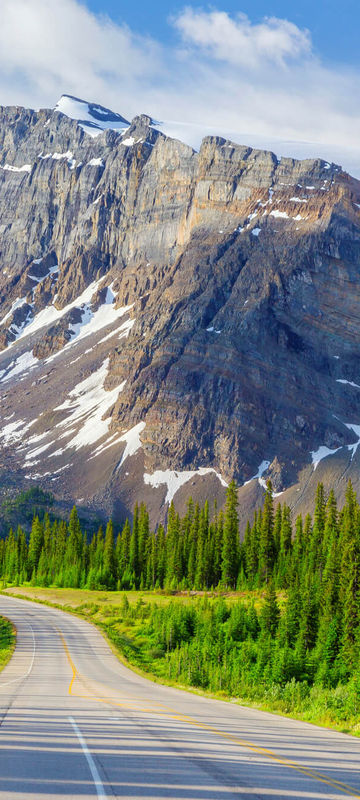 canada-icefields-parkway-open-road