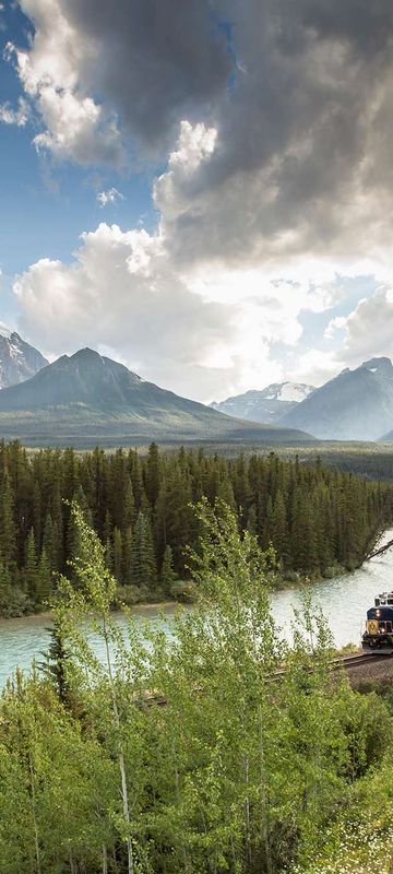 canada rocky mountaineer scenic rail journey rm