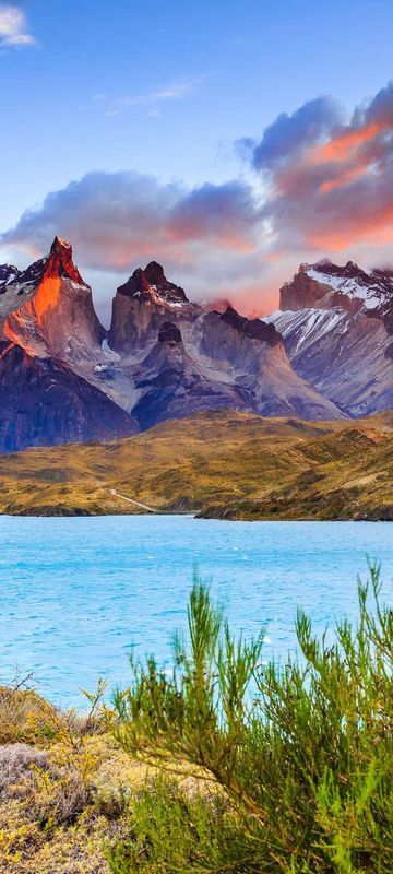 chile lake pehoe torres del paine astk