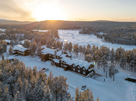 finnish-lapland-juutua-wilderness-hotel-aerial-view