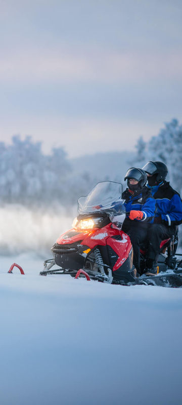 finnish lapland snowmobiling winter scenery whs