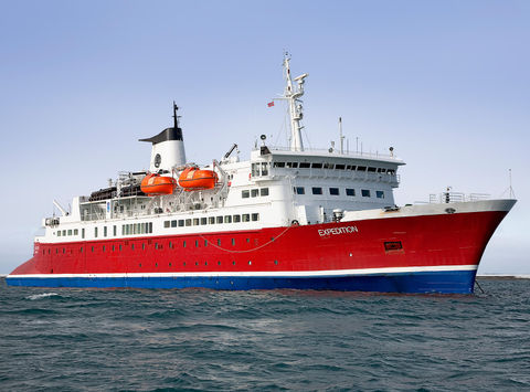 g-expedition-ship-exterior