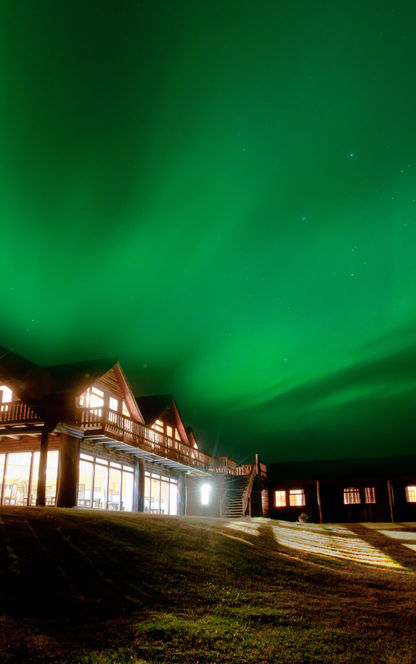 iceland northern lights over hotel ranga