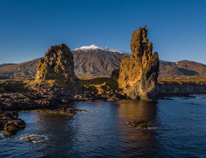 iceland snaefellsnes londrangar volcanic plugs rth