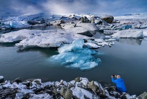 iceland south east jokulsarlon view from shore early spring rth