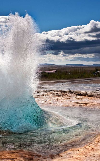 iceland south west strokkur geysir rth