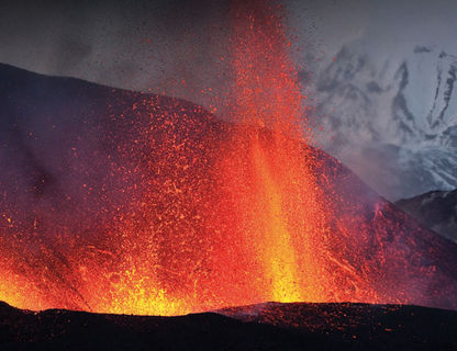 iceland volcanic eruption lava rth