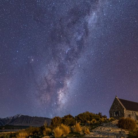 new-zealand-mackenzie-stargazing-tekapo-cnz