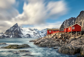 norway lofoten hamnoy winter rorbuer adstk