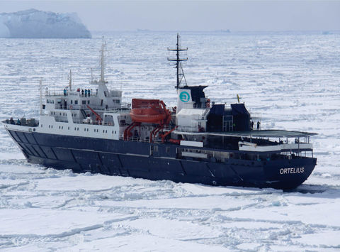 ortelius-expedition-ship-exterior-ocn