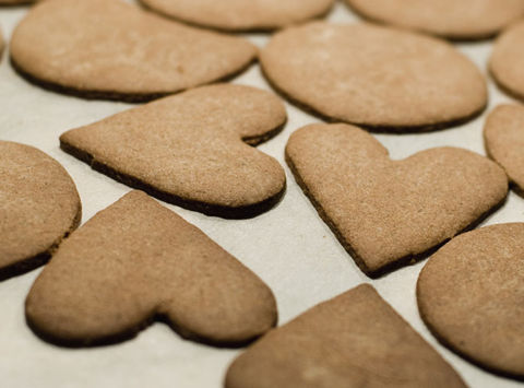 sweden food gingerbread biscuit vs