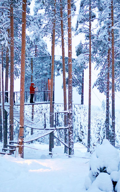 sweden lapland treehotel mirror cube gr