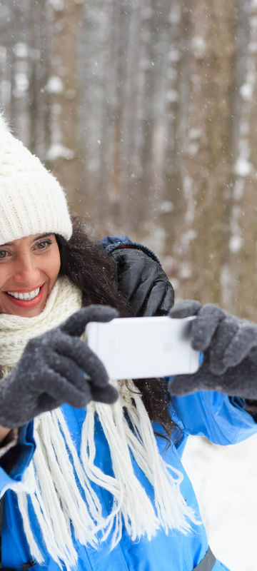 swedish-lapland-selfie-fun-in-snow-vs